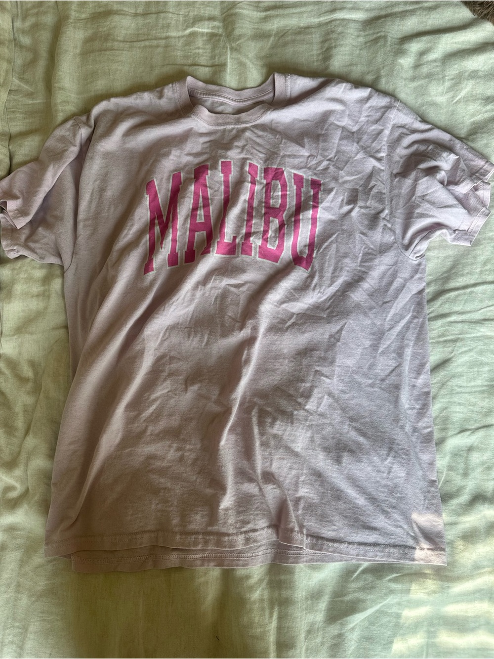 Olivelynn Malibu Graphic Tee- Light pink with Pink Print